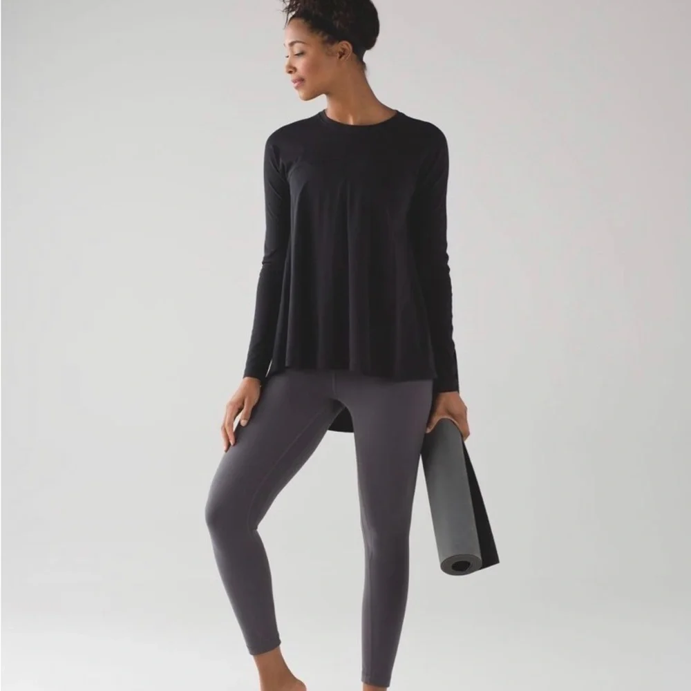 Lululemon Acadia Women’s Black Long Sleeve Top - Picture 1 of 8